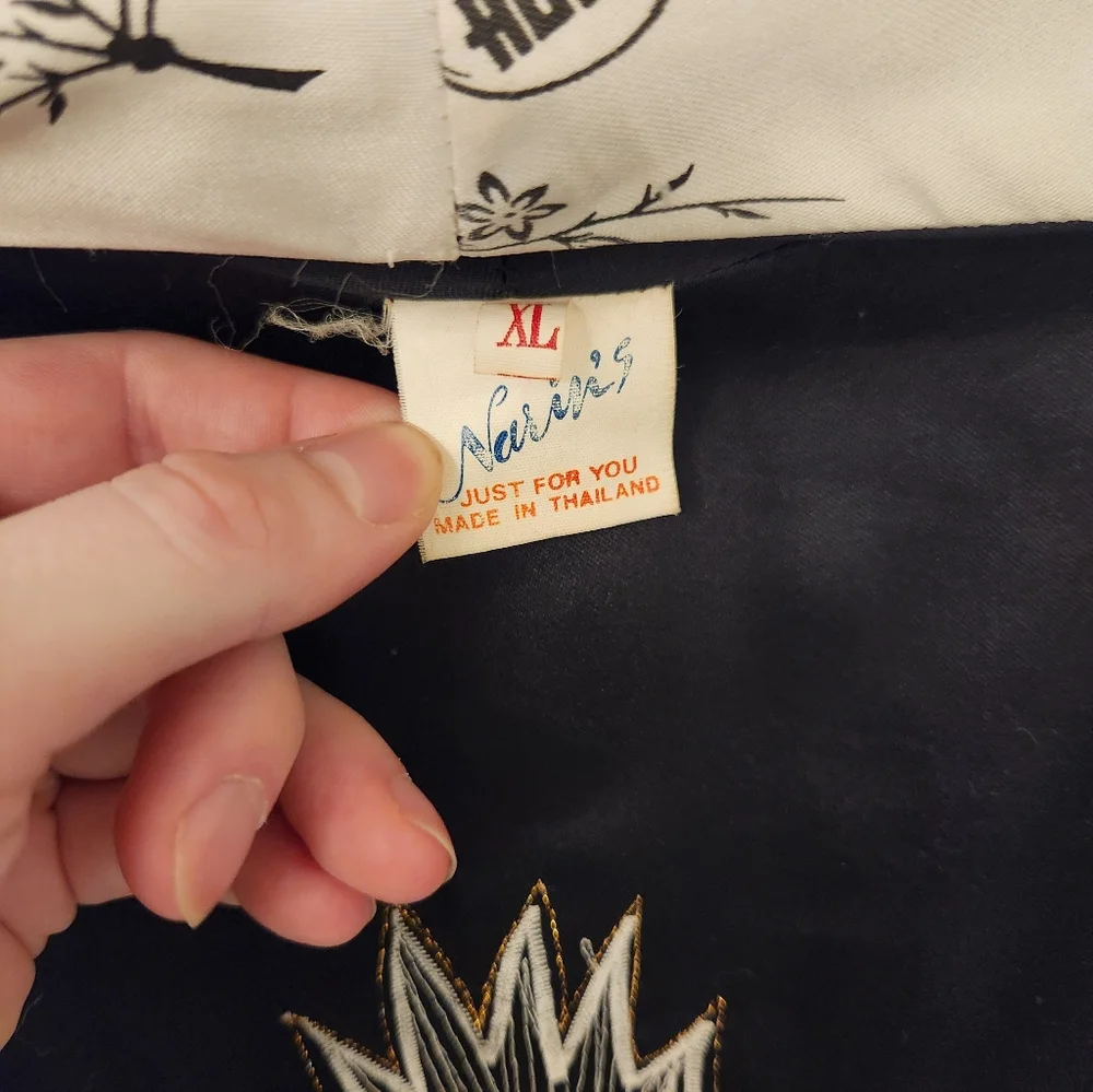 Black Reversible Chinese Satin Robe Dragon Embroidery Narii Vtg Size XL #QQ1041 - Picture 3 of 9